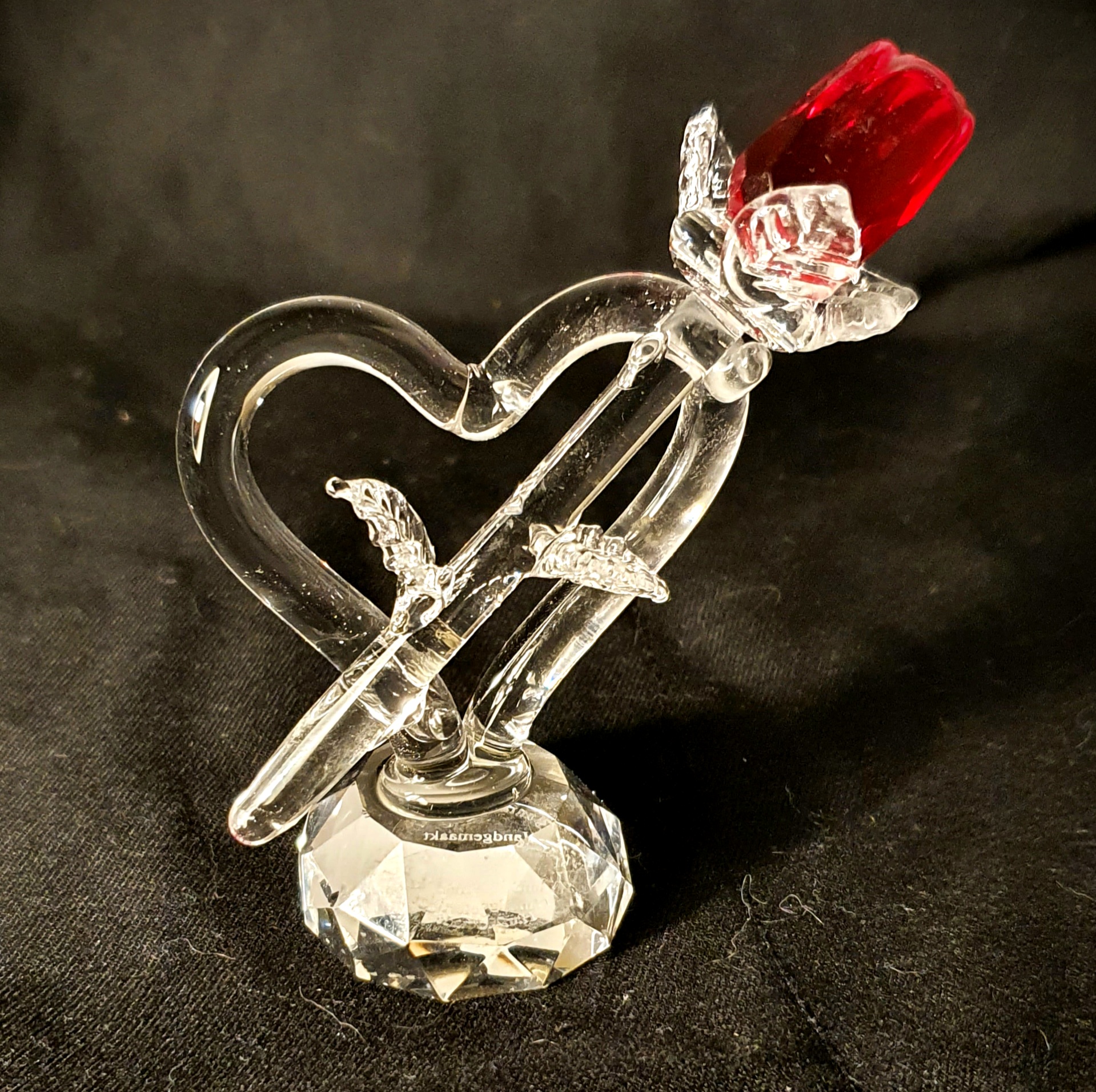 Protestant mooi krekel Kristallen hart met rode roos - Bijzondergemaakt